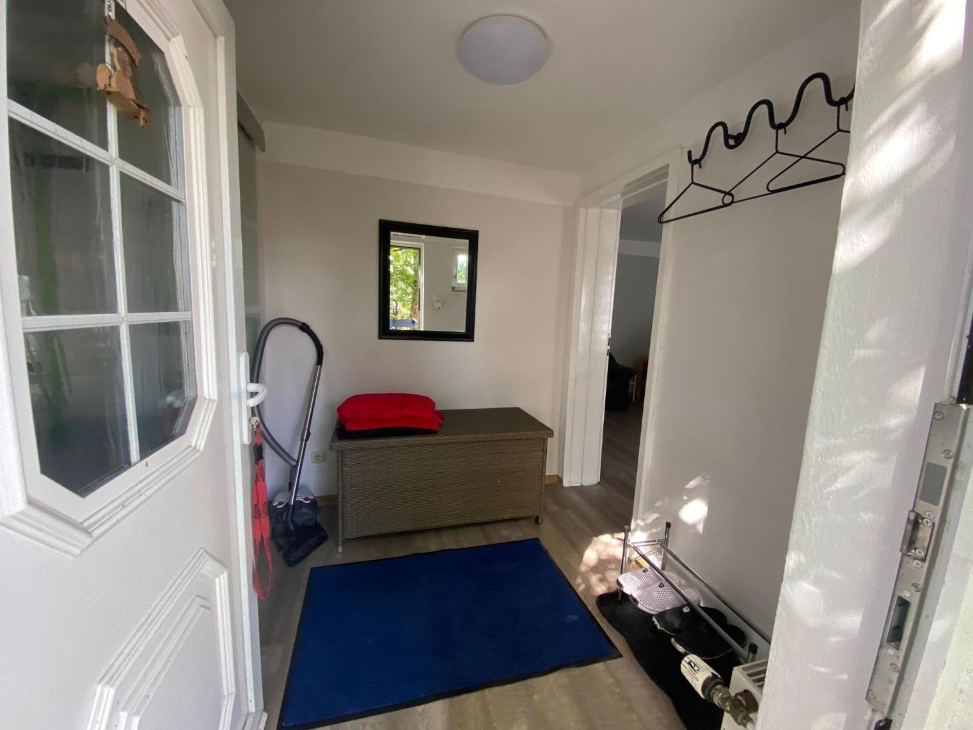 Ferienwohnung Mit Separatem Eingang Und Parkplatz, Ideal Fuer Handwerker Und Geschaeftsreisende Дорф-Мекленбург Экстерьер фото